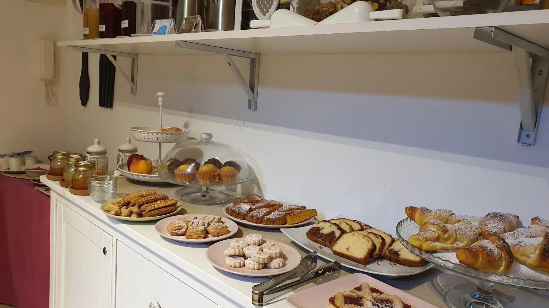 Alojamento de Acomodação e Pequeno-almoço Dimoramuri B&B Catânia
