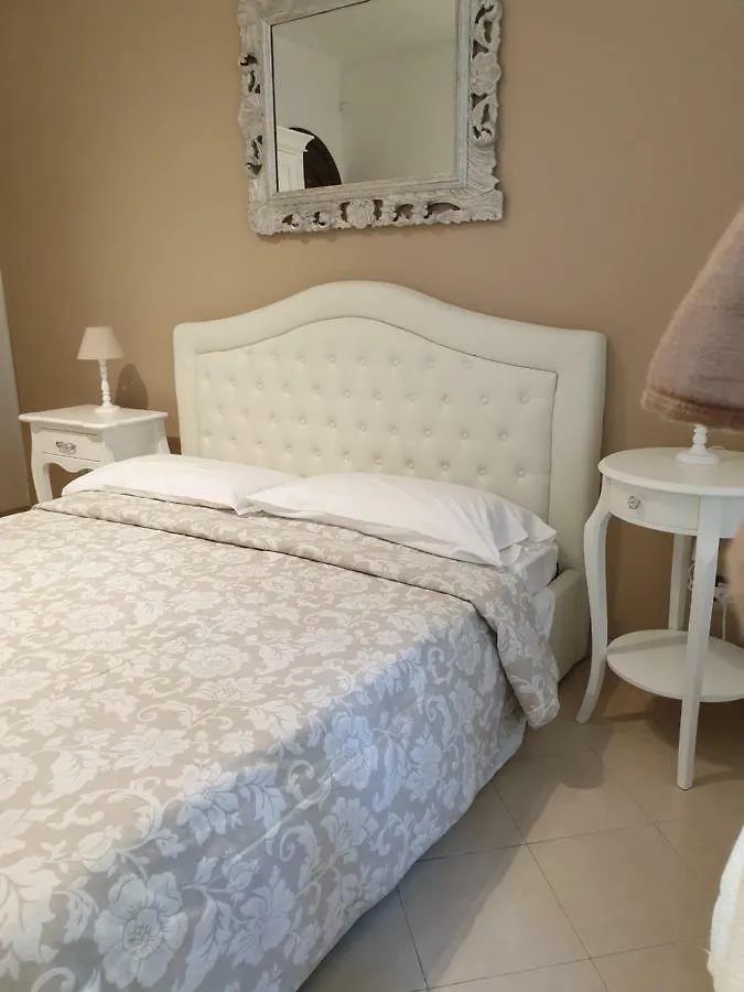 Dimoramuri B&B CTA Bed and breakfast