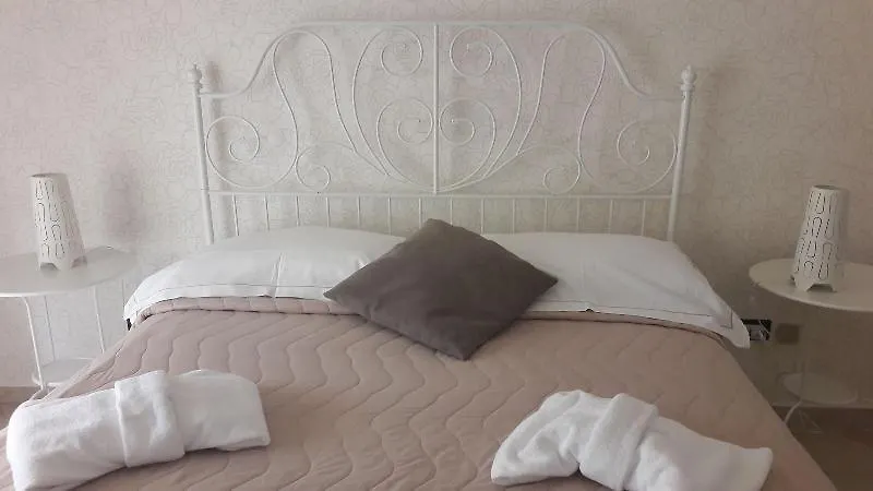 *** Bed & Breakfast Dimoramuri B&B Catania Italy
